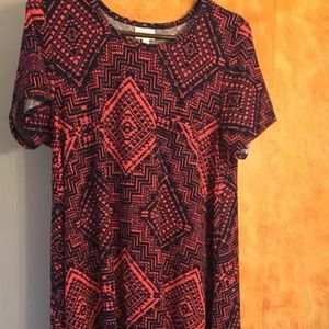 LuLaRoe Carly, Medium
